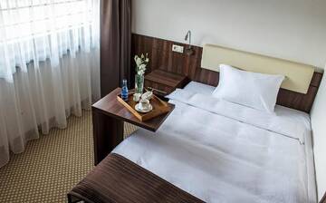 Фото номера Одноместный номер Отель Hotel Antonio Conference г. Бжег 3